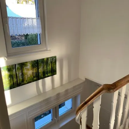 Ferienhaus Gluckswerkstatt Zentrale Lage, Mit 3 Schlafzimmern Garage Und Garten ווינטרברג