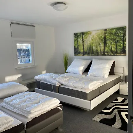 בית נופש Ferienhaus Gluckswerkstatt Zentrale Lage, Mit 3 Schlafzimmern Garage Und Garten